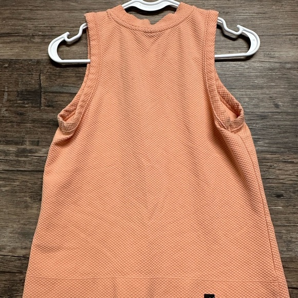 Puma Peach Tank Top - Picture 2 of 3